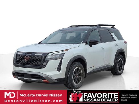 New 2026 Nissan Pathfinder Rock Creek w/ Rock Creek Premium Package AWD/4WD image 2