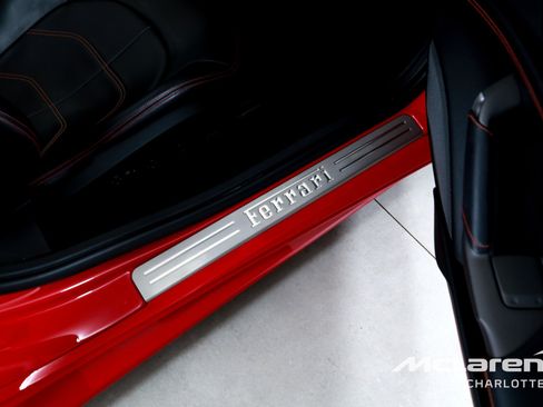 Used 2019 Ferrari 488 Spider RWD image 20