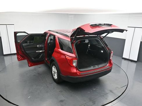 Used 2020 Ford Explorer XLT AWD/4WD image 39