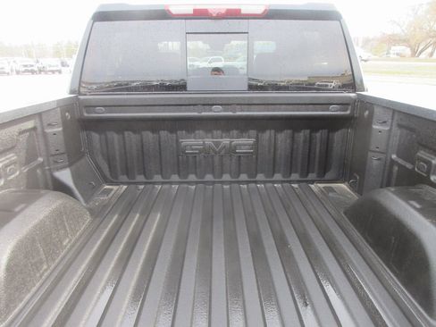 New 2026 GMC Sierra 1500 AT4 w/ AT4 Premium Package image 7