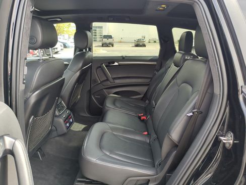 Used 2015 Audi Q7 3.0T S line Prestige w/ Sport Style Plus Package AWD/4WD image 29