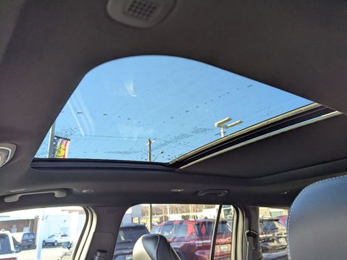 New 2025 Jeep Grand Cherokee L Limited w/ Black Appearance Package image 17