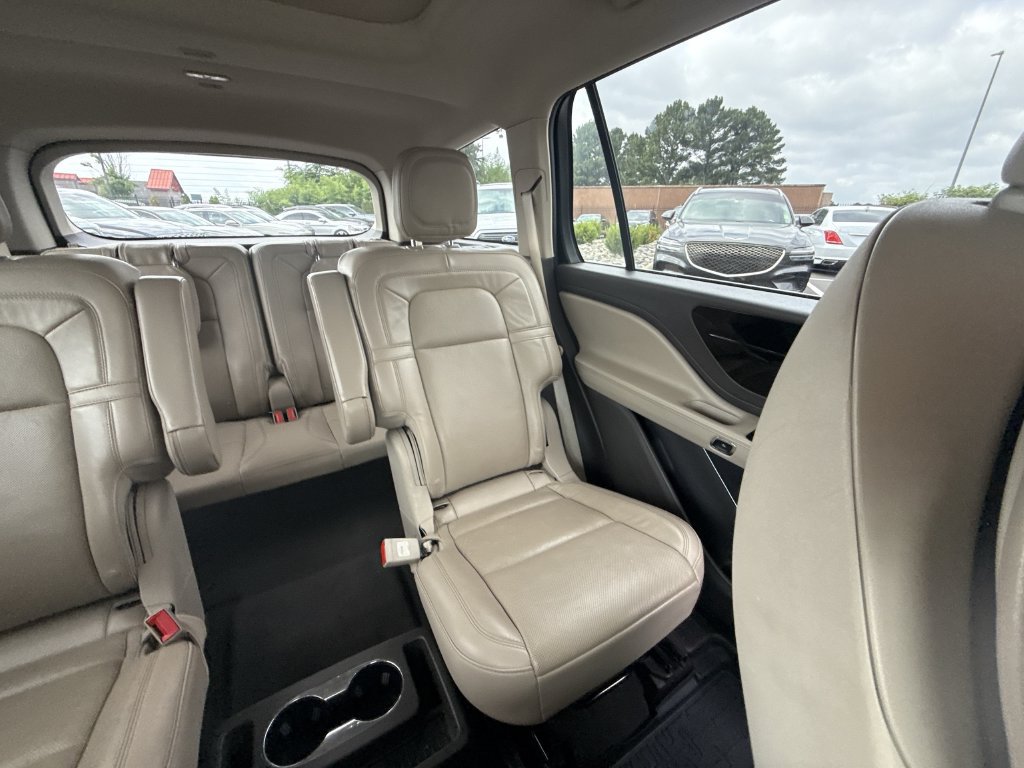 Used 2022 Lincoln Aviator Reserve w/ Elements Package Plus AWD/4WD image 18