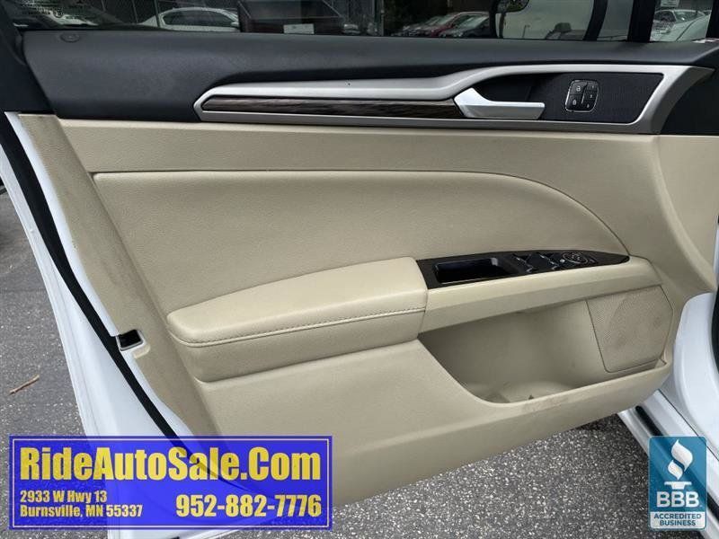 Used 2013 Ford Fusion SE FWD image 9