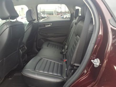 Used 2023 Ford Edge SEL w/ Convenience Package image 9