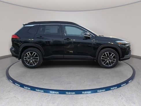 New 2026 Toyota Corolla Cross XLE w/ Convenience Package AWD/4WD image 3