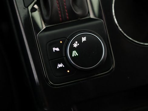 Used 2021 Chevrolet Blazer RS image 18