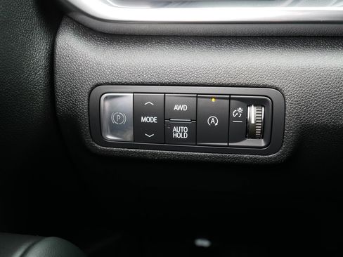 Used 2025 GMC Terrain Elevation image 29