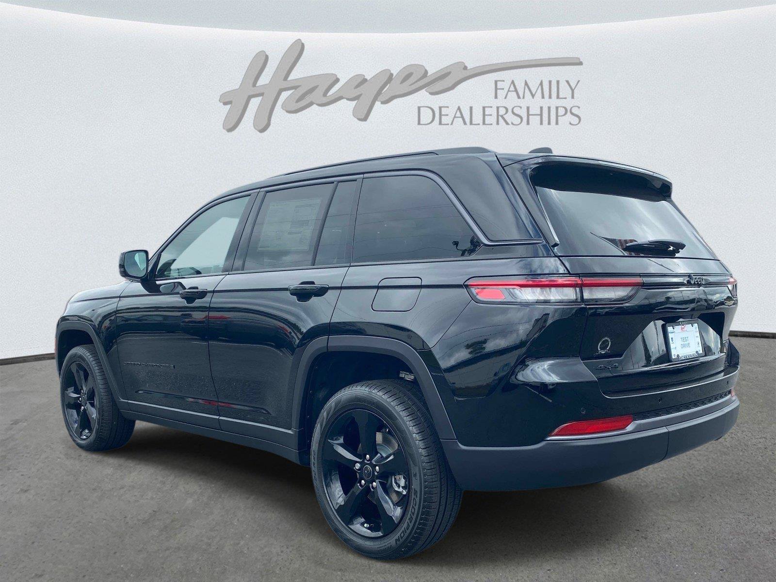 New 2027 Jeep Grand Cherokee Limited AWD/4WD image 5