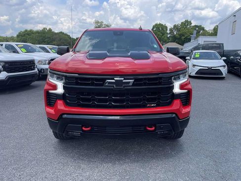 Used 2023 Chevrolet Silverado 1500 LT Trail Boss w/ LPO, Dark Essentials Package AWD/4WD image 2