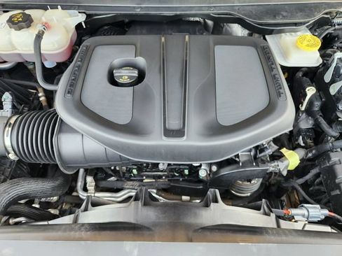 Used 2025 RAM 1500 Big Horn AWD/4WD image 31