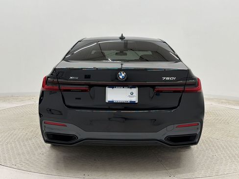 Used 2021 BMW 750i xDrive w/ Executive Package AWD/4WD image 10