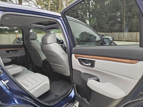 Used 2018 Honda CR-V EX image 12