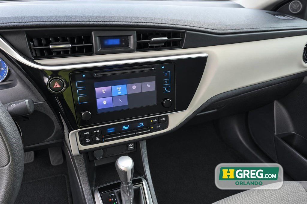Used 2019 Toyota Corolla LE FWD image 15