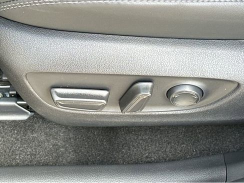 Used 2025 Toyota RAV4 XLE Premium image 11