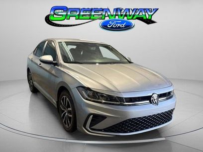 Used 2025 Volkswagen Jetta SE