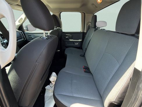 Used 2024 RAM 1500 Classic SLT AWD/4WD image 13