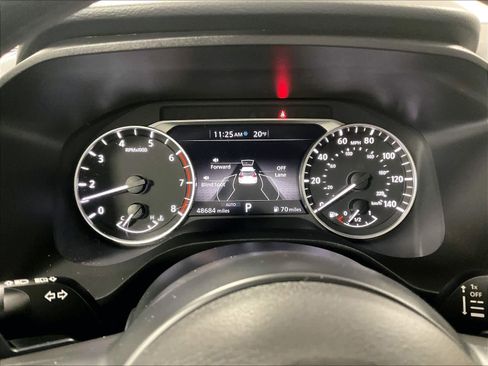 Certified 2024 Nissan Rogue SV image 24