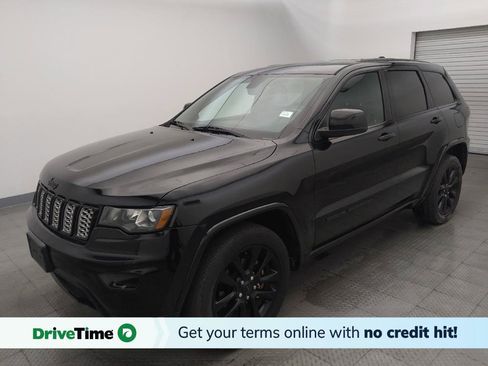 Used 2019 Jeep Grand Cherokee Altitude RWD image 1