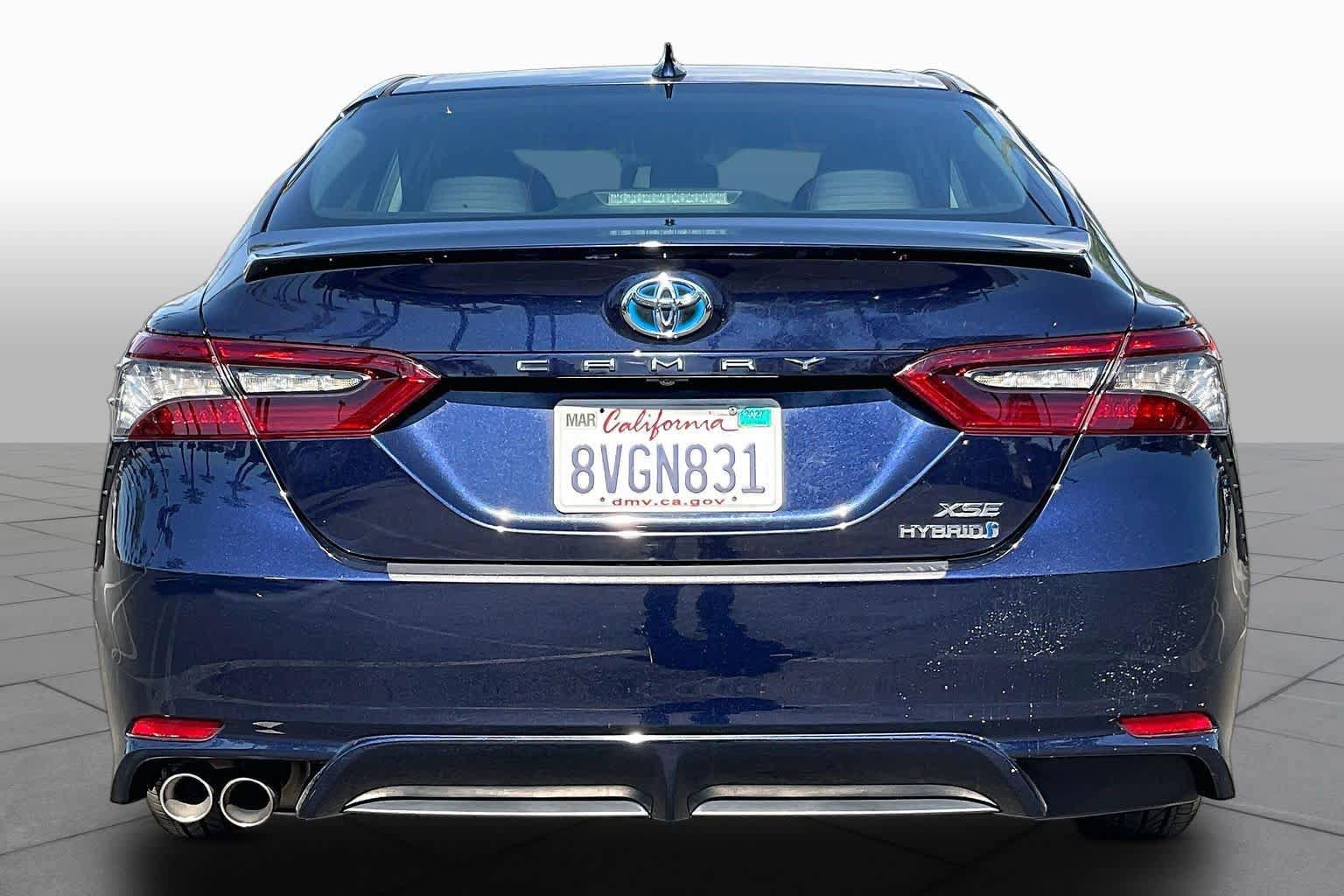 Used 2021 Toyota Camry XSE FWD image 4