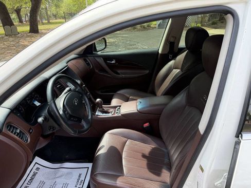 Used 2012 INFINITI EX35 Journey w/ Premium Pkg image 11