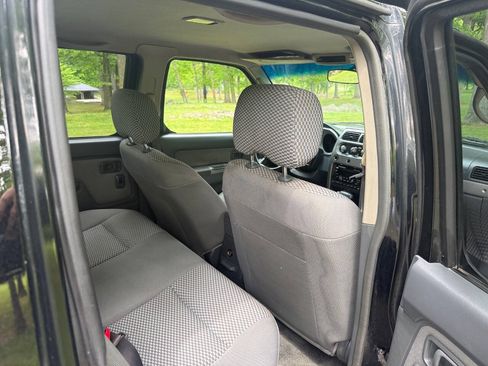 Used 2002 Nissan Frontier SE AWD/4WD image 74