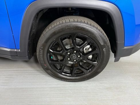 New 2026 Jeep Compass Latitude w/ Sun and Sound Group AWD/4WD image 10