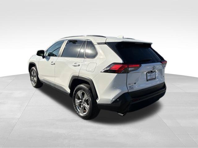 Used 2024 Toyota RAV4 XLE w/ Convenience Package FWD image 11