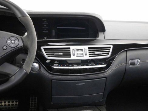 Used 2012 Mercedes-Benz S 63 AMG image 16