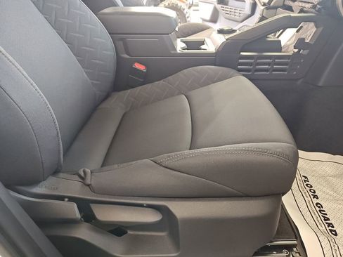 Used 2024 Toyota Tacoma SR5 image 31