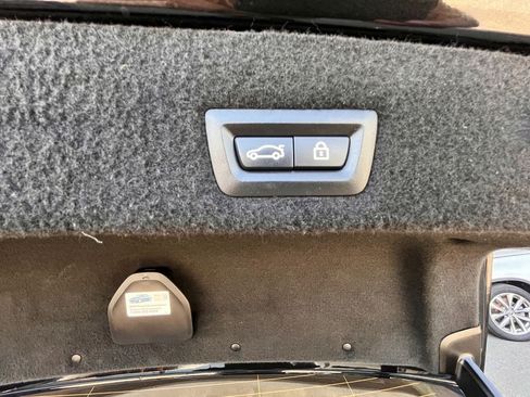 Used 2018 BMW M760i xDrive w/ Luxury Rear Seating Package AWD/4WD image 78