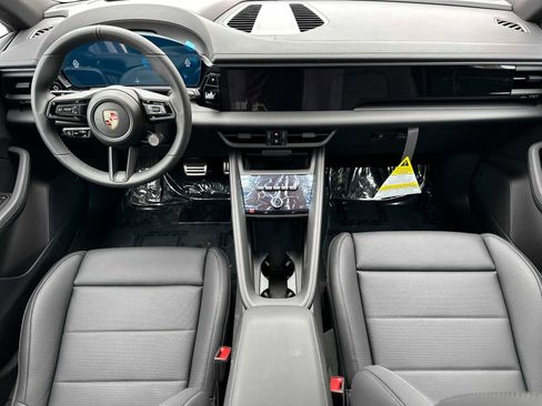 New 2025 Porsche Macan 4S Electric image 6