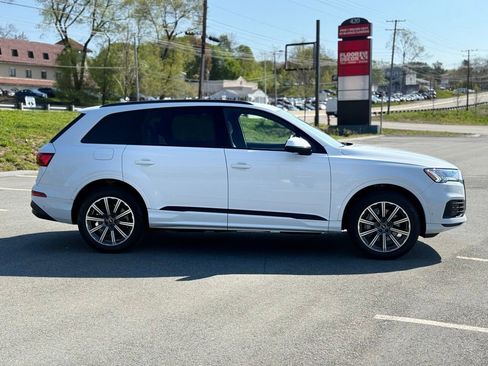 Used 2023 Audi Q7 2.0T Premium Plus w/ Premium Plus Package AWD/4WD image 8