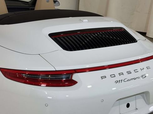 Certified 2017 Porsche 911 Carrera 4S AWD/4WD image 16