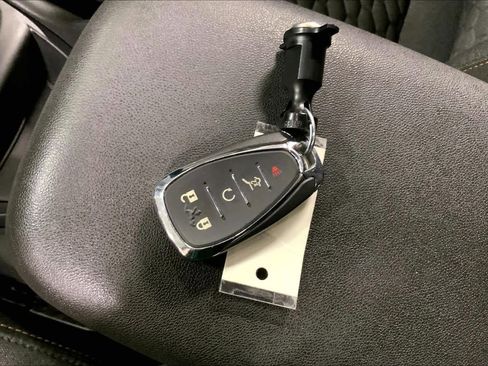 Used 2019 Chevrolet Equinox LT image 14