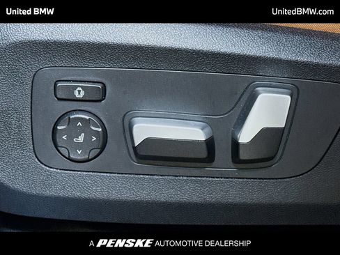 Used 2026 BMW X5 sDrive40i w/ Premium Package RWD image 4
