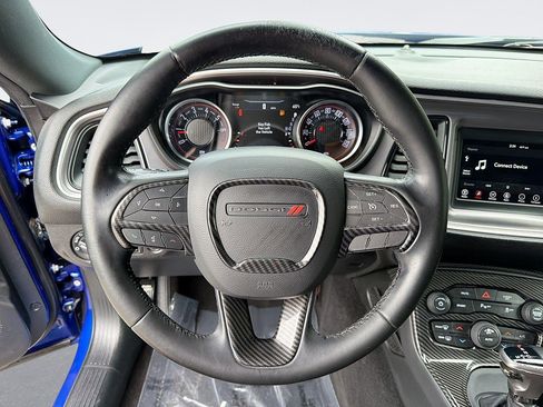 Used 2019 Dodge Challenger SXT w/ Driver Convenience Group RWD image 7