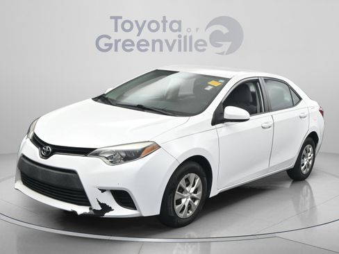 Used 2016 Toyota Corolla L FWD image 2