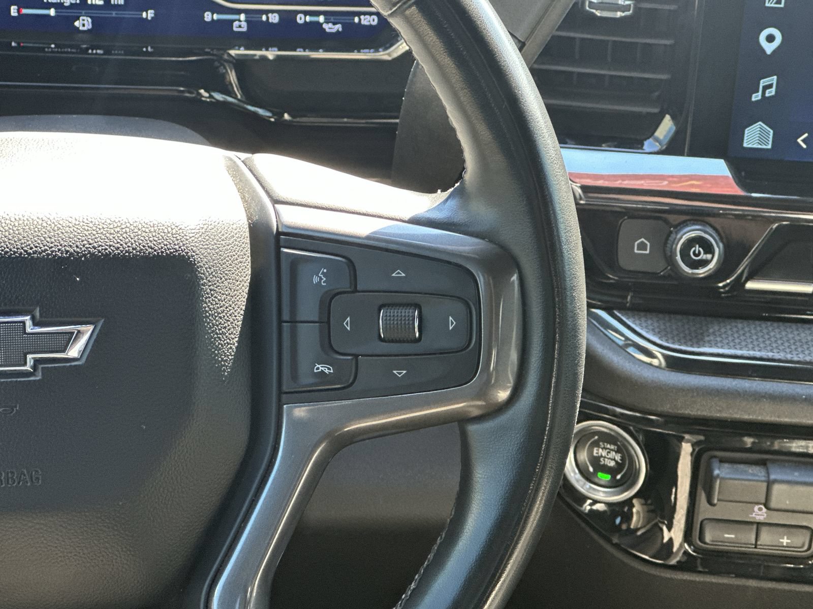 Used 2024 Chevrolet Silverado 2500 ZR2 w/ Technology Package AWD/4WD image 21