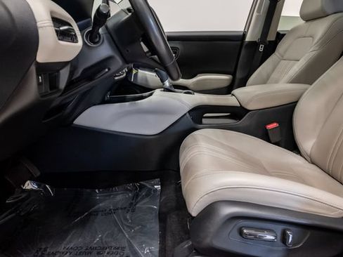Used 2025 Honda HR-V EX-L image 12