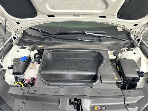 Used 2024 Hyundai Ioniq 6 SEL RWD image 34