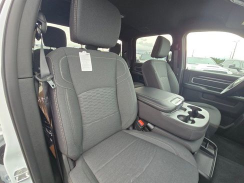New 2026 RAM 3500 Big Horn AWD/4WD image 13