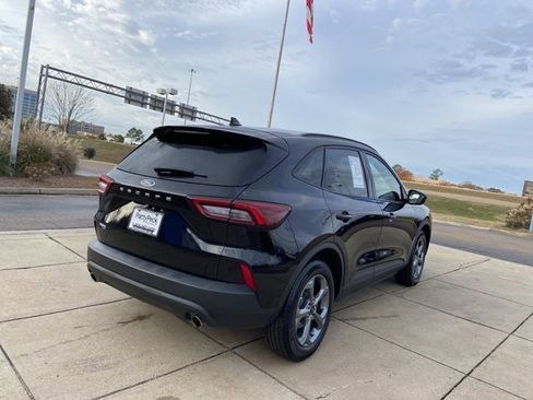 Used 2025 Ford Escape ST-Line image 10