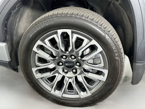 Used 2025 GMC Sierra 1500 Denali Ultimate AWD/4WD image 34