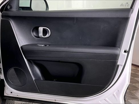 Used 2024 Hyundai Ioniq 5 SE RWD image 23