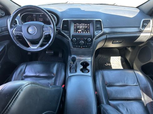 Used 2018 Jeep Grand Cherokee Limited AWD/4WD image 30