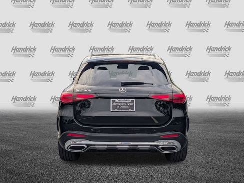 New 2026 Mercedes-Benz GLC 300 image 9