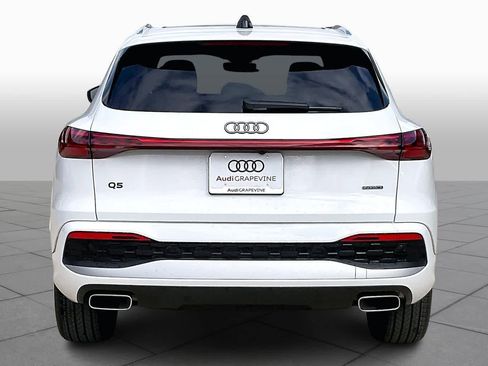 Certified 2025 Audi Q5 Premium w/ Convenience Package image 5