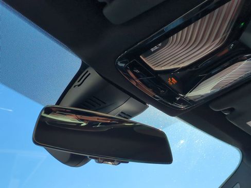 Used 2023 BMW M3 image 27