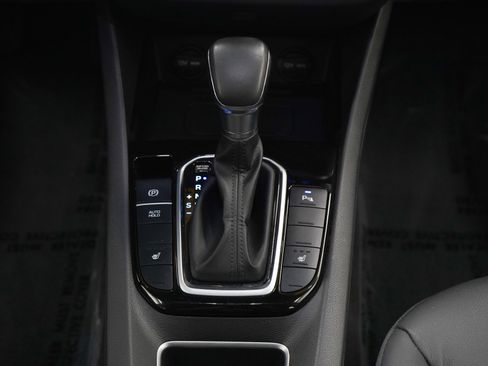 Used 2020 Hyundai Ioniq Limited FWD image 16